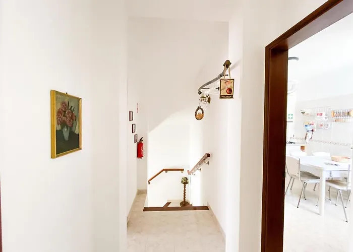 Retreat With Terrace And View In #1887 *